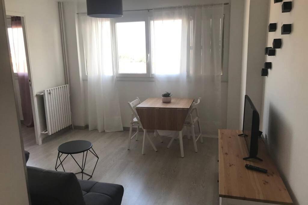Bel Appartement T3 Mourillon A 5 Min Des Plages - Vue Mer 툴롱 외부 사진